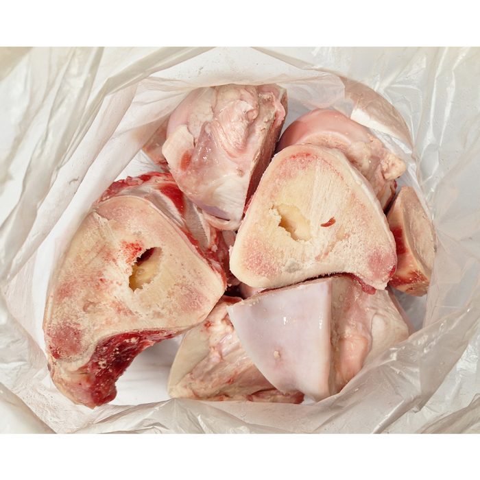 Mlado goveje kosti, 2,5 kg, zm.